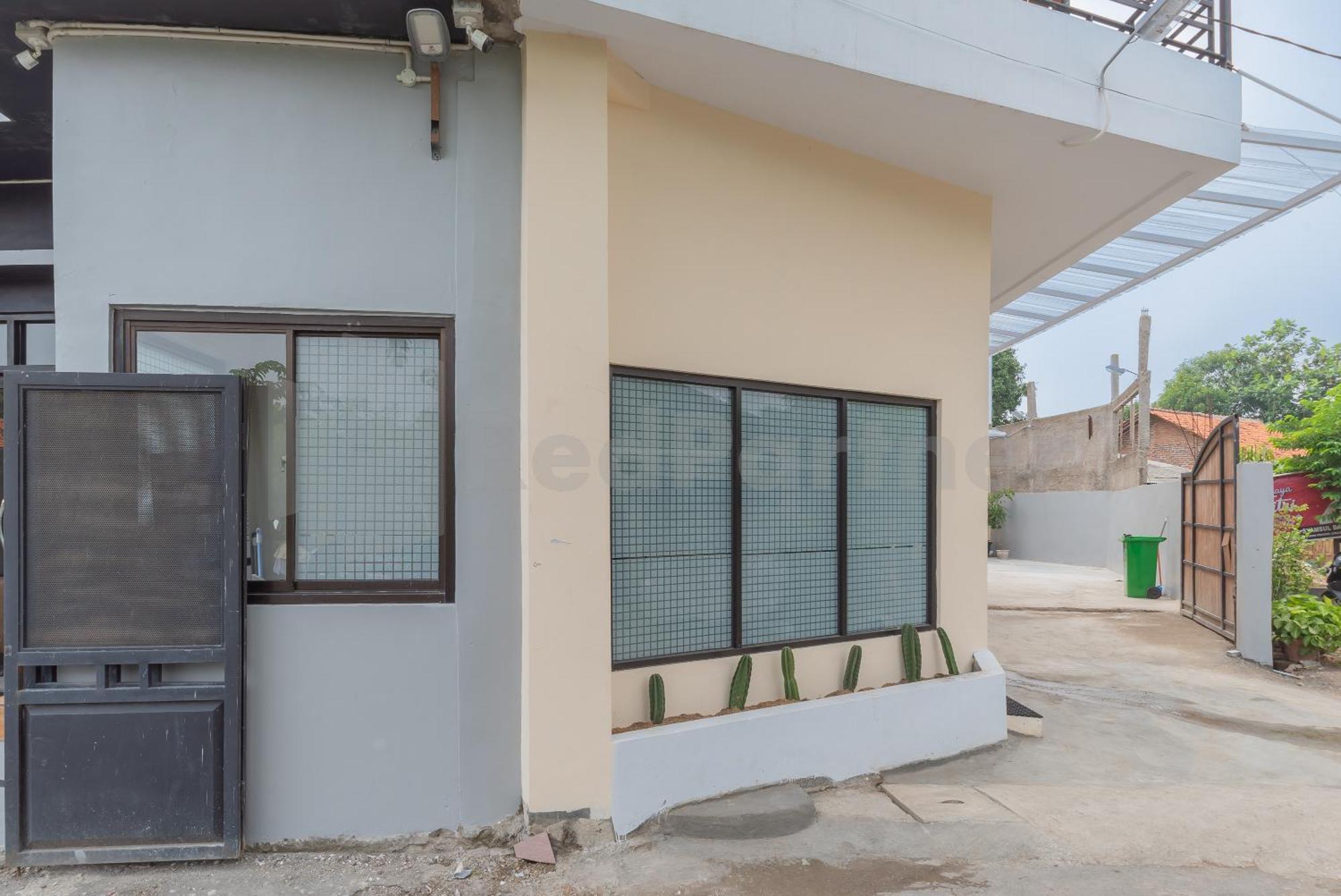 Rumah Panda Guesthouse Redpartner Tangkil  Dış mekan fotoğraf
